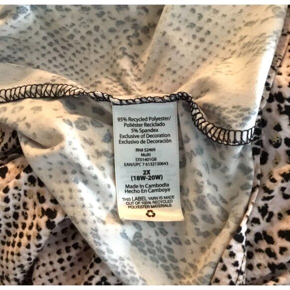 Secret Treasures 2-Piece Snakeskin Print Nightgown & Robe Set - Picture 9 of 11